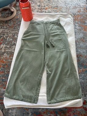 House of Harlow Dusty Sage Wide Leg Pants Sz M